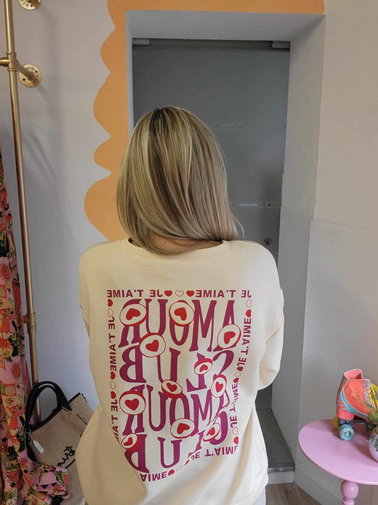 SWEAT AMOUR